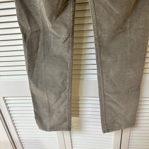 Levi's Vintage Cords Runs Smaller than W29 Fine Wale Grey Cotton - Picture 9 of 11